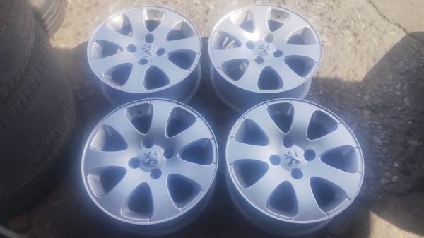 Roda aro 15 1500 jogo